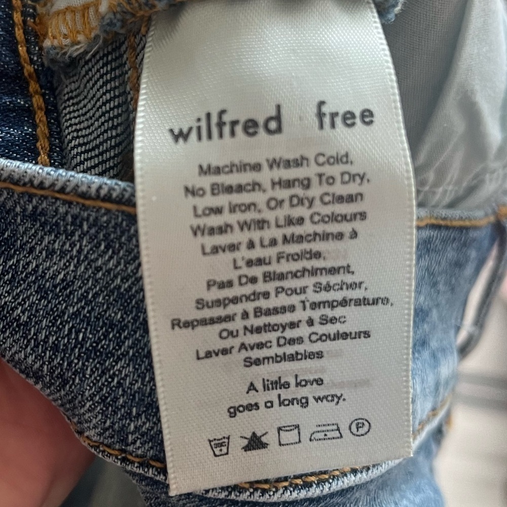 Aritzia Wilfred Free Jovovich Denim High Waisted Shorts - Picture 7 of 7